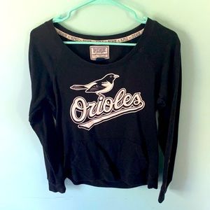 Black crewneck long sleeve. PINK. Size M.